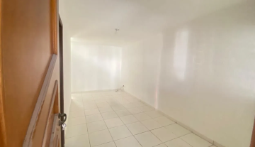 C3691 5.jpg